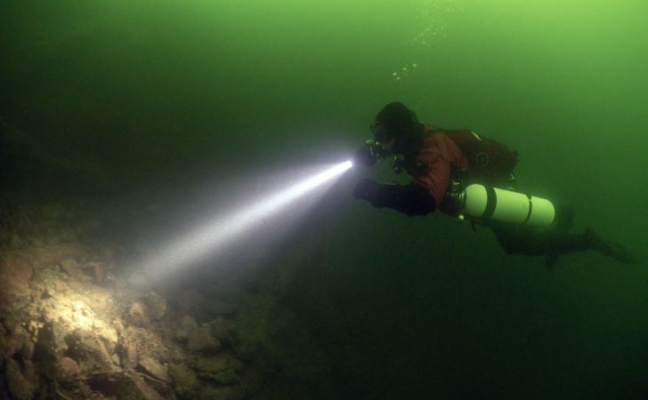 [REVIEW] OrcaTorch D850 Dive Light