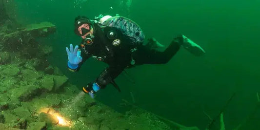 Every-Diver-Has-Their-Own-Story-Special-But-Unique OrcaTorch Dive Lights
