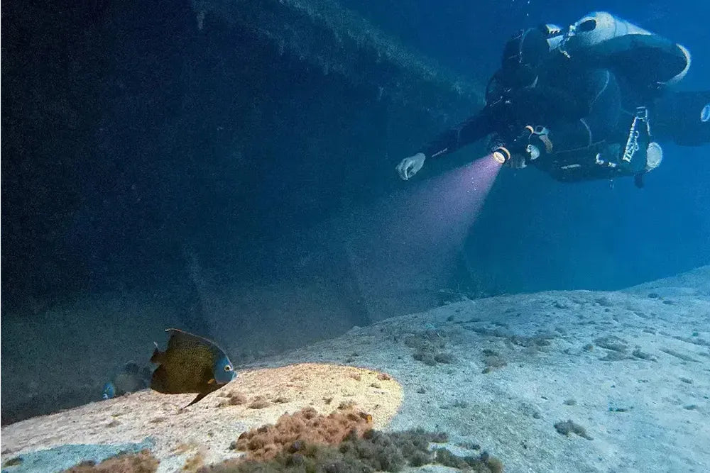 Orca Torch ZD710 MK2 Focusable Dive Light Independent Review