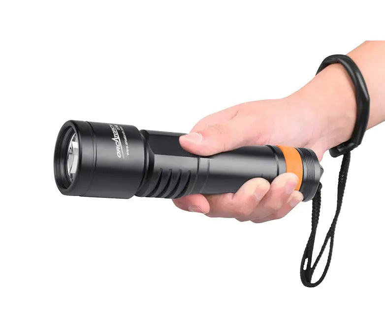 オクトタマラン 3M Xtract Pneumatic Random Orbital Sander, 6 in, Self-Generated