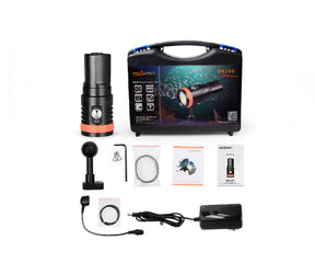 OrcaTorch D910V 5000 Lumens High CRI Neutral White Video Light for Underwater Photography - OrcaTorch Dive Lights